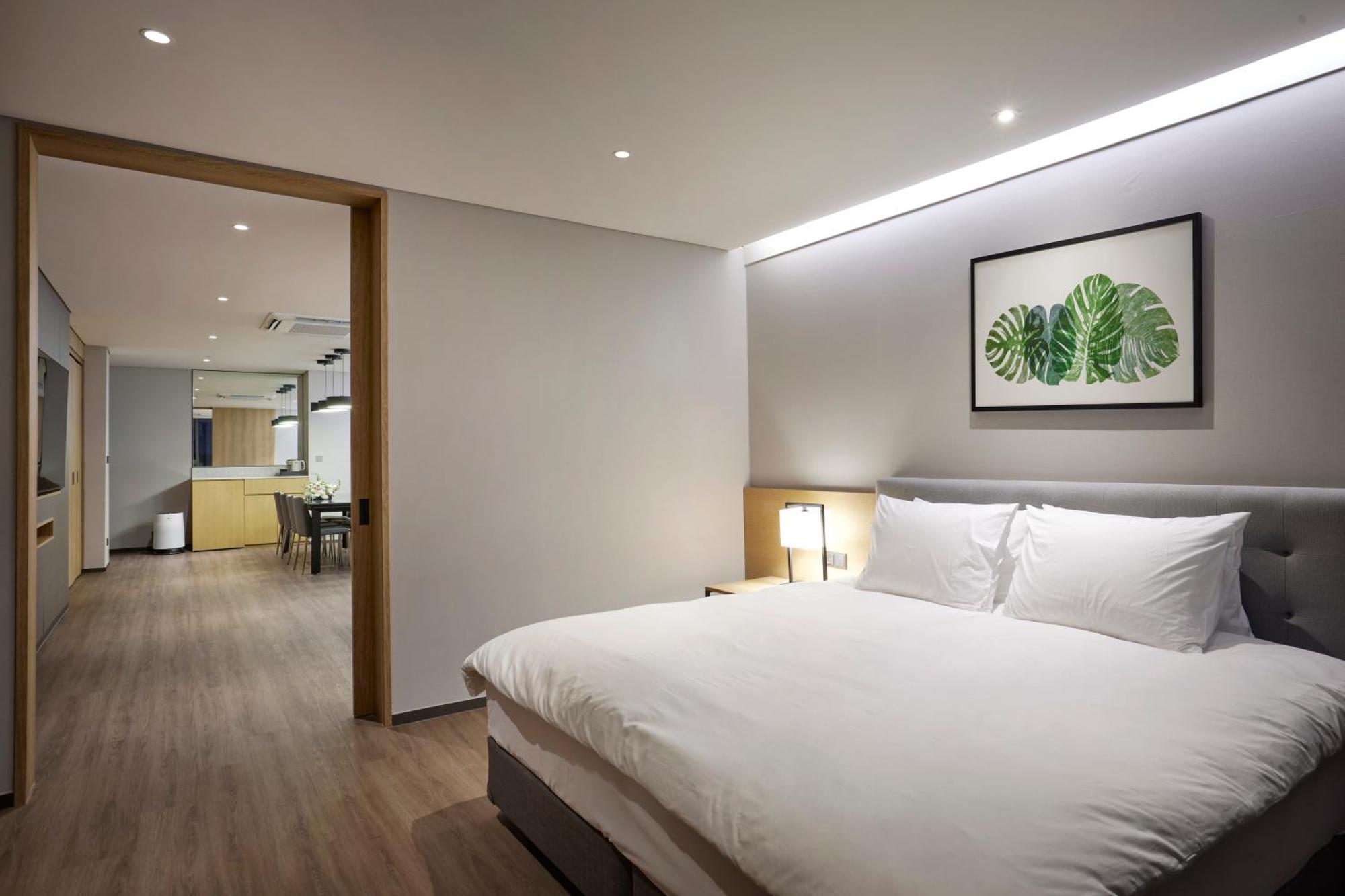 Hotel Interciti Tedzson Kültér fotó
