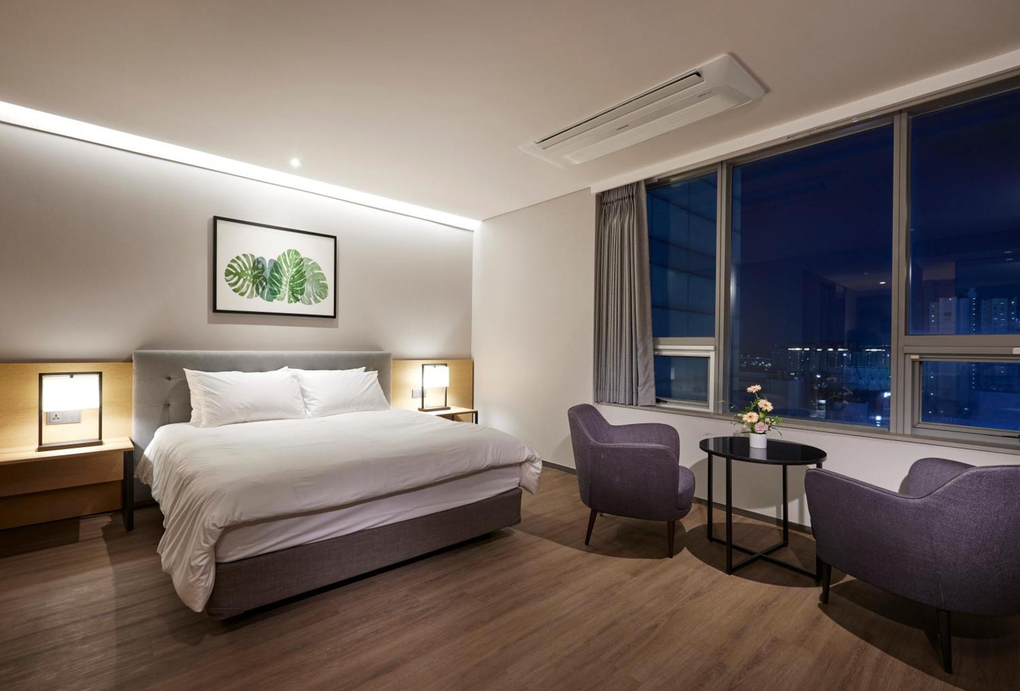 Hotel Interciti Tedzson Kültér fotó